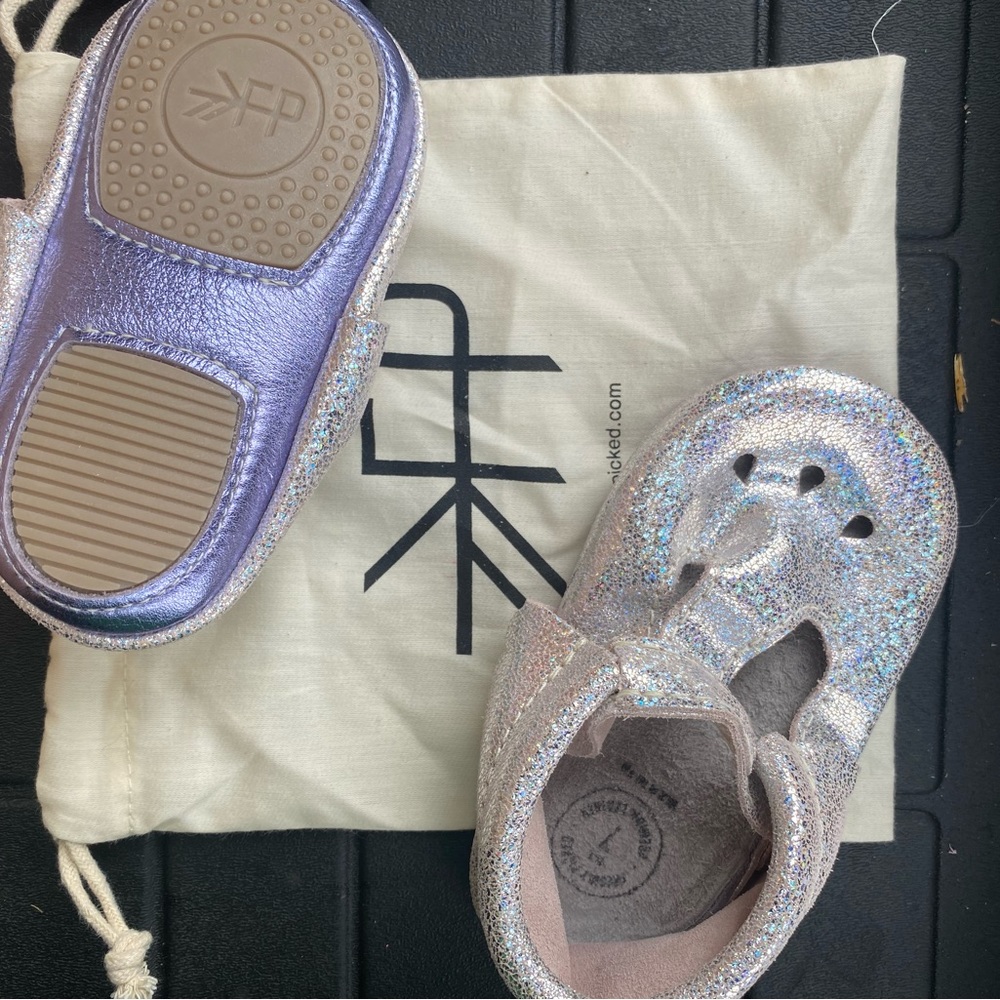Freshly picked Purple metallic Mary Jane moccasins